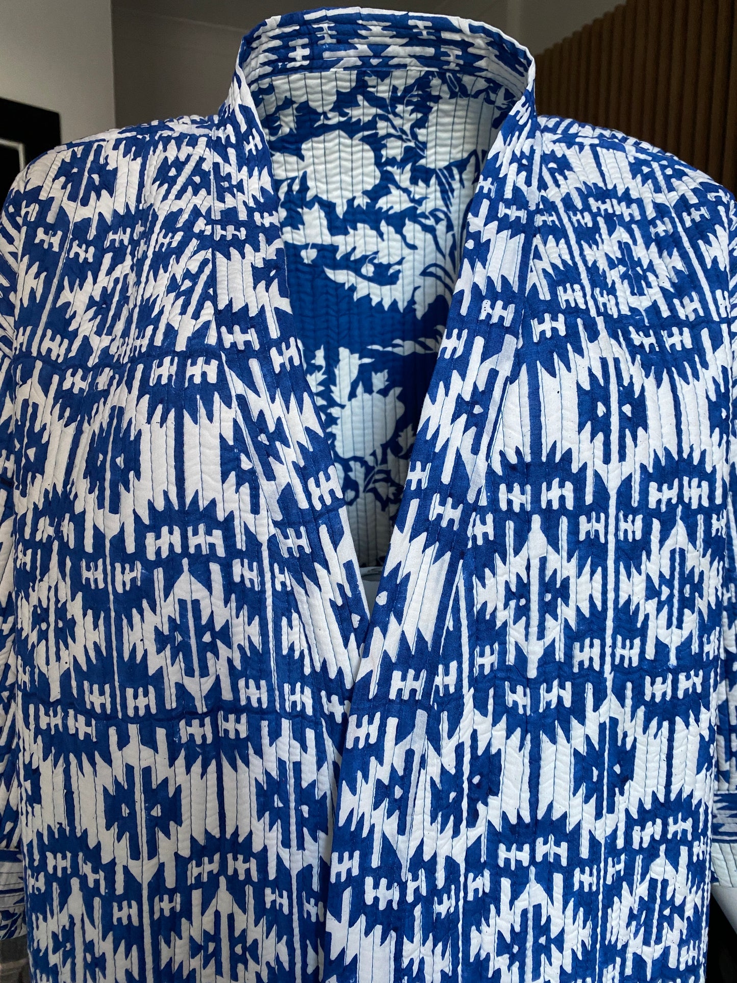 Neelam(Blue) booti/Ikat handblock print Reversible Quilted Kimono robe