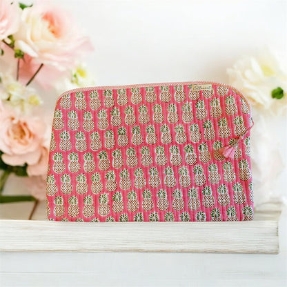 Pretty Pineapple Quilted Laptop Sleeve