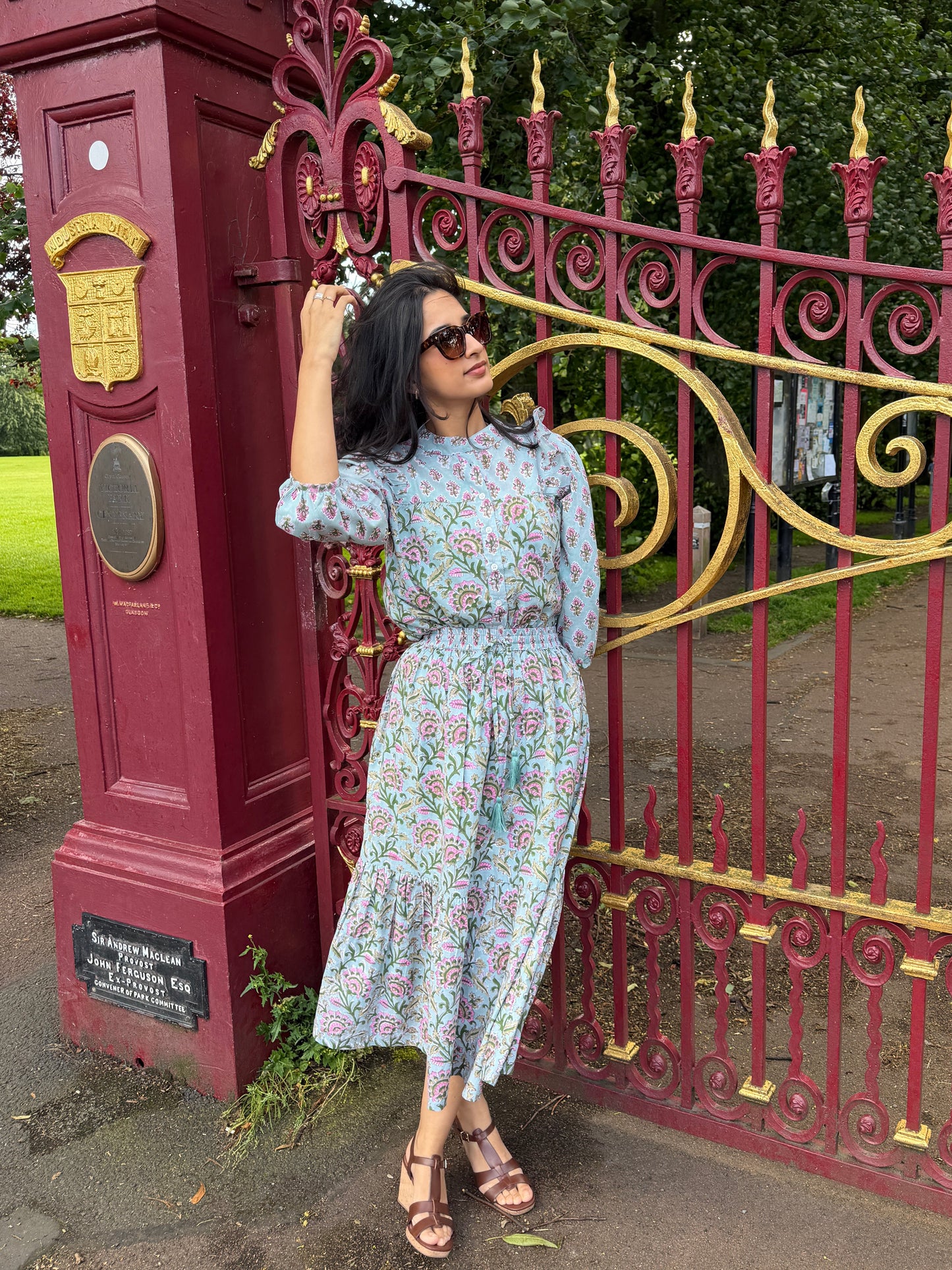 Duck-egg bloom Midi skirt