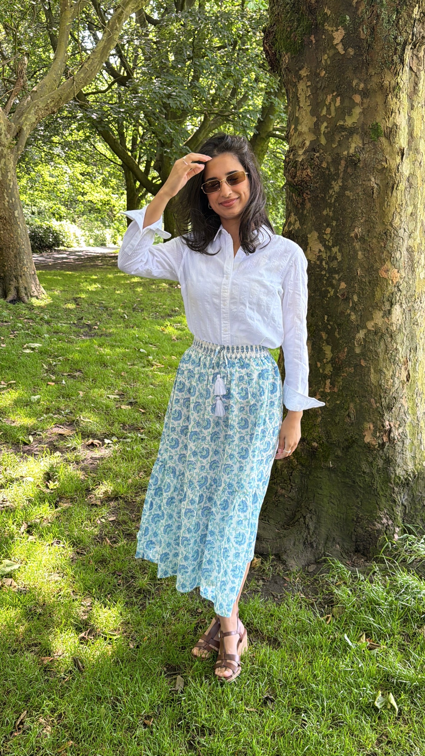 Blue Bloom print Midi skirt