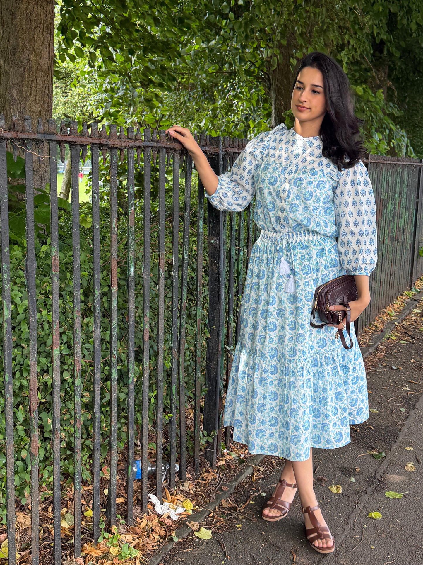 Blue Bloom print Midi skirt