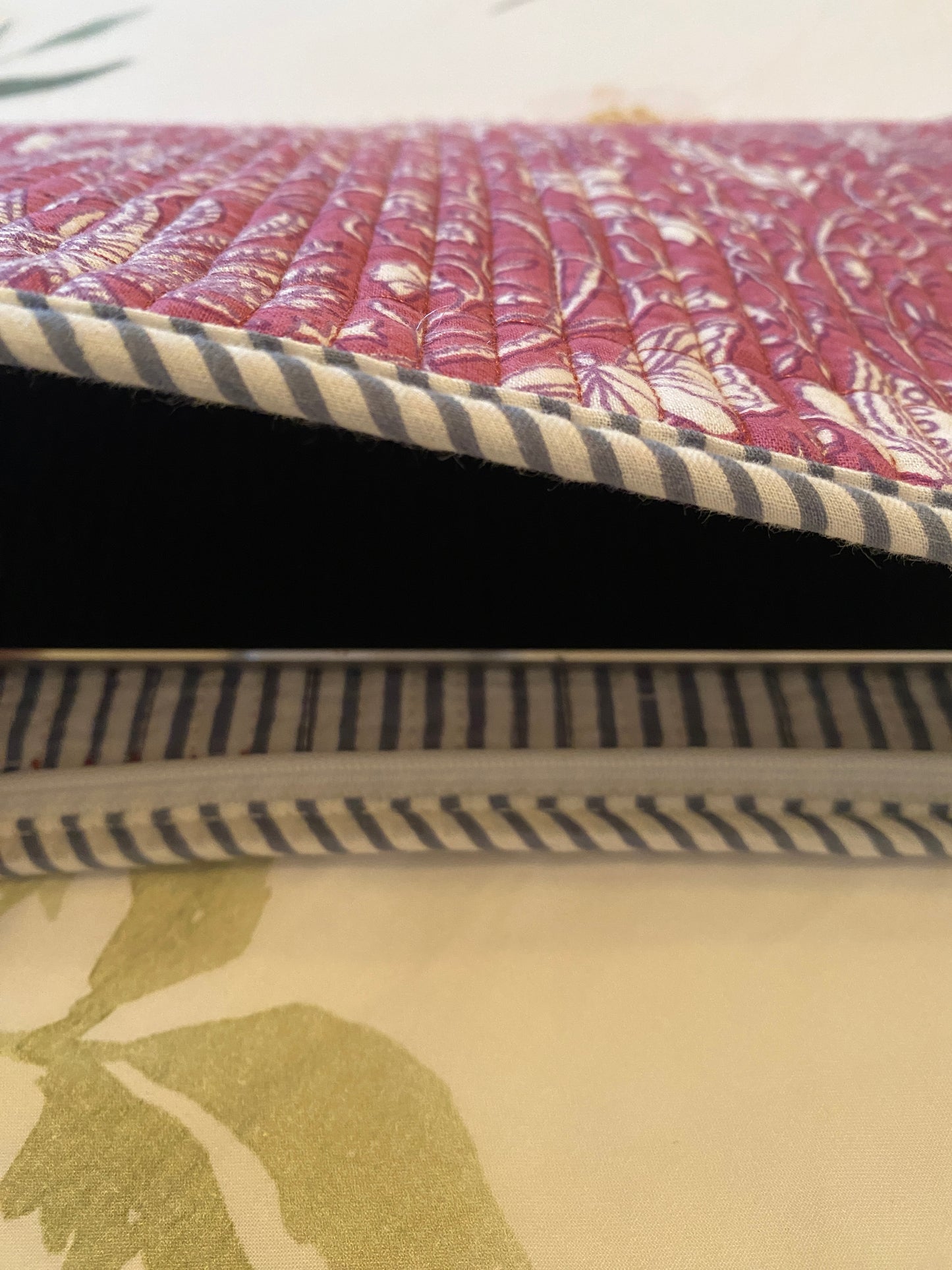 Berry Floral Tablet Quilted Sleeve