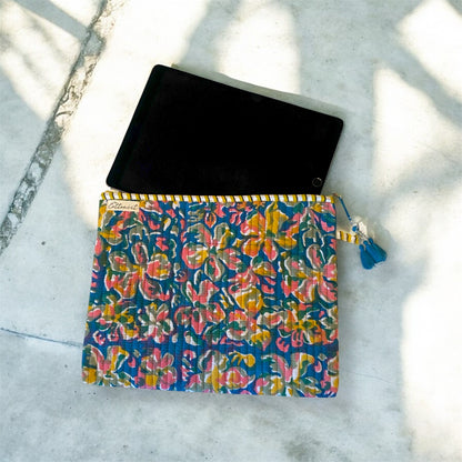 Multicolour Abstract Tablet Quilted Sleeve